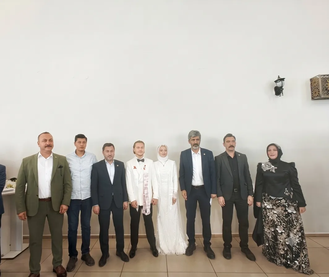 Büyük Birlik Partisi Pendik Teşkilatı’ndan Nikâh Merasimine Katılım
