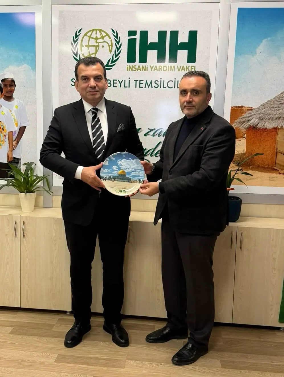 İHH Sultanbeyli temsilciliğine ziyaret